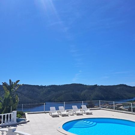 Lago Azul Villas เฟร์เรย์รา โด เซเซเร ภายนอก รูปภาพ