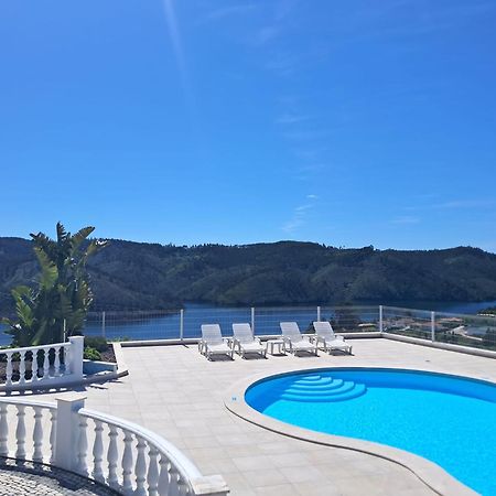 Lago Azul Villas เฟร์เรย์รา โด เซเซเร ภายนอก รูปภาพ
