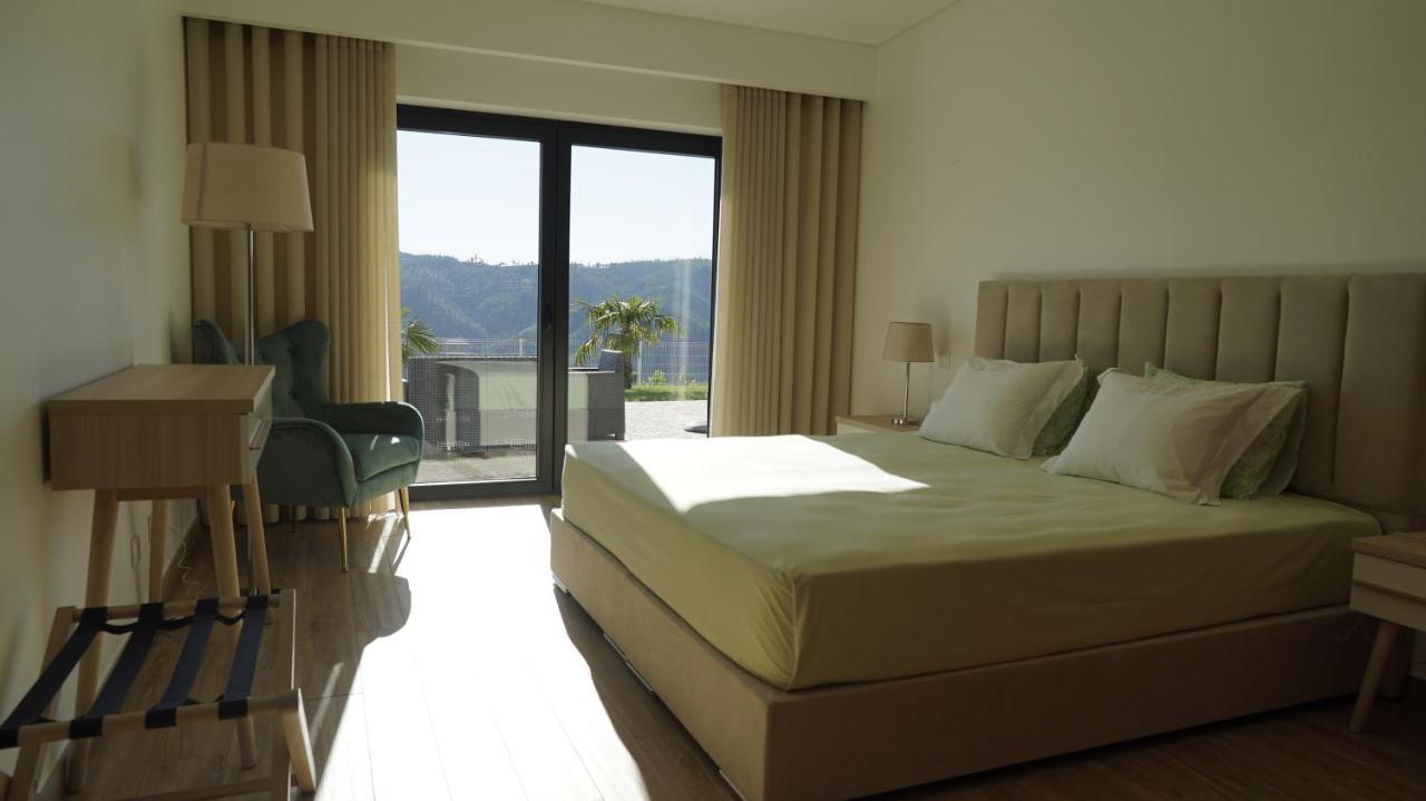 Lago Azul Villas เฟร์เรย์รา โด เซเซเร ภายนอก รูปภาพ