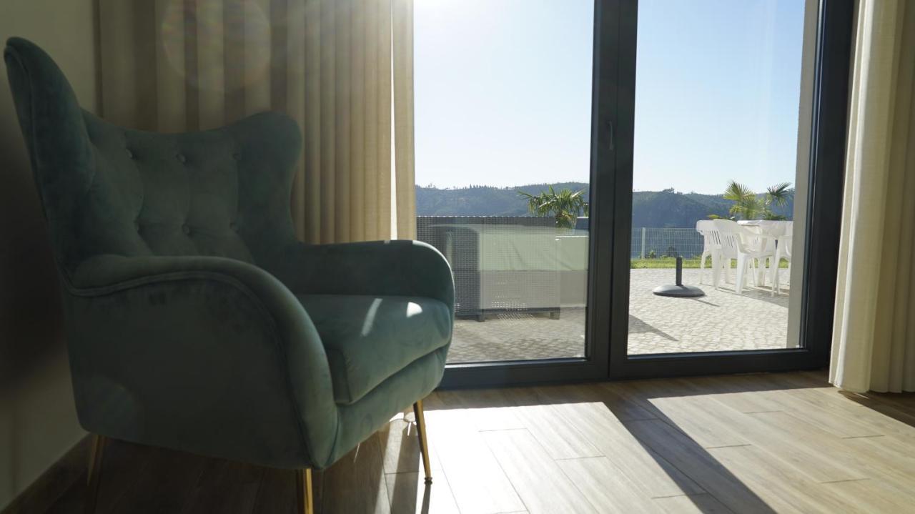 Lago Azul Villas เฟร์เรย์รา โด เซเซเร ภายนอก รูปภาพ